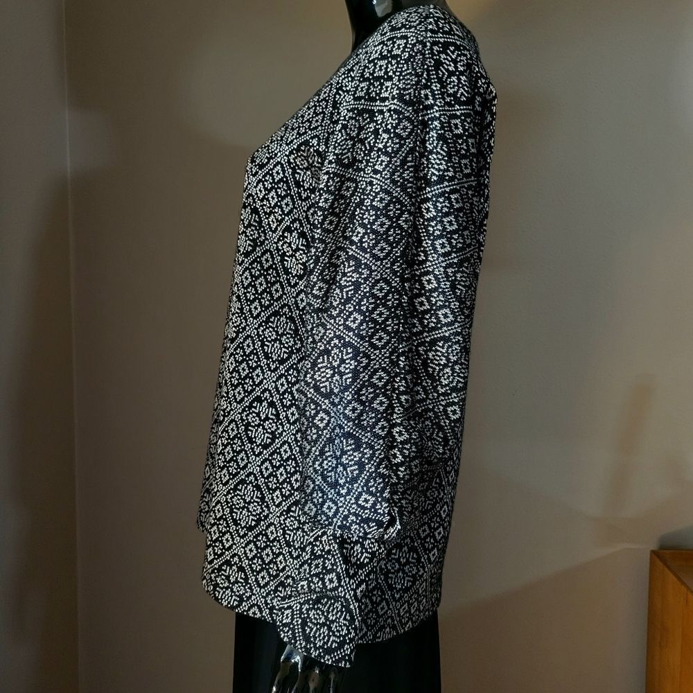 Womans Size Large Jacquard Top - Picture 2 of 6